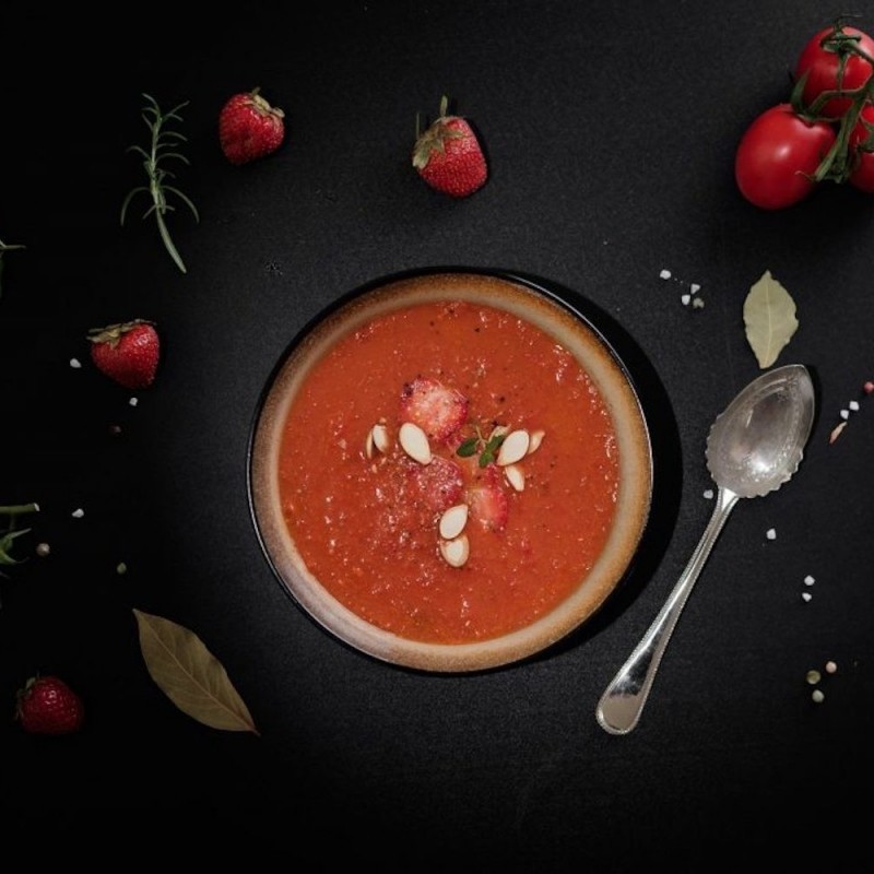 ERDBEER-TOMATEN-SUPPE