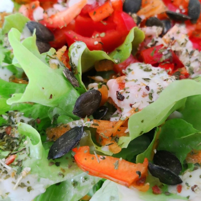 Salatsauce à la Minute – Vegane Rezepte auf 100Affen.de