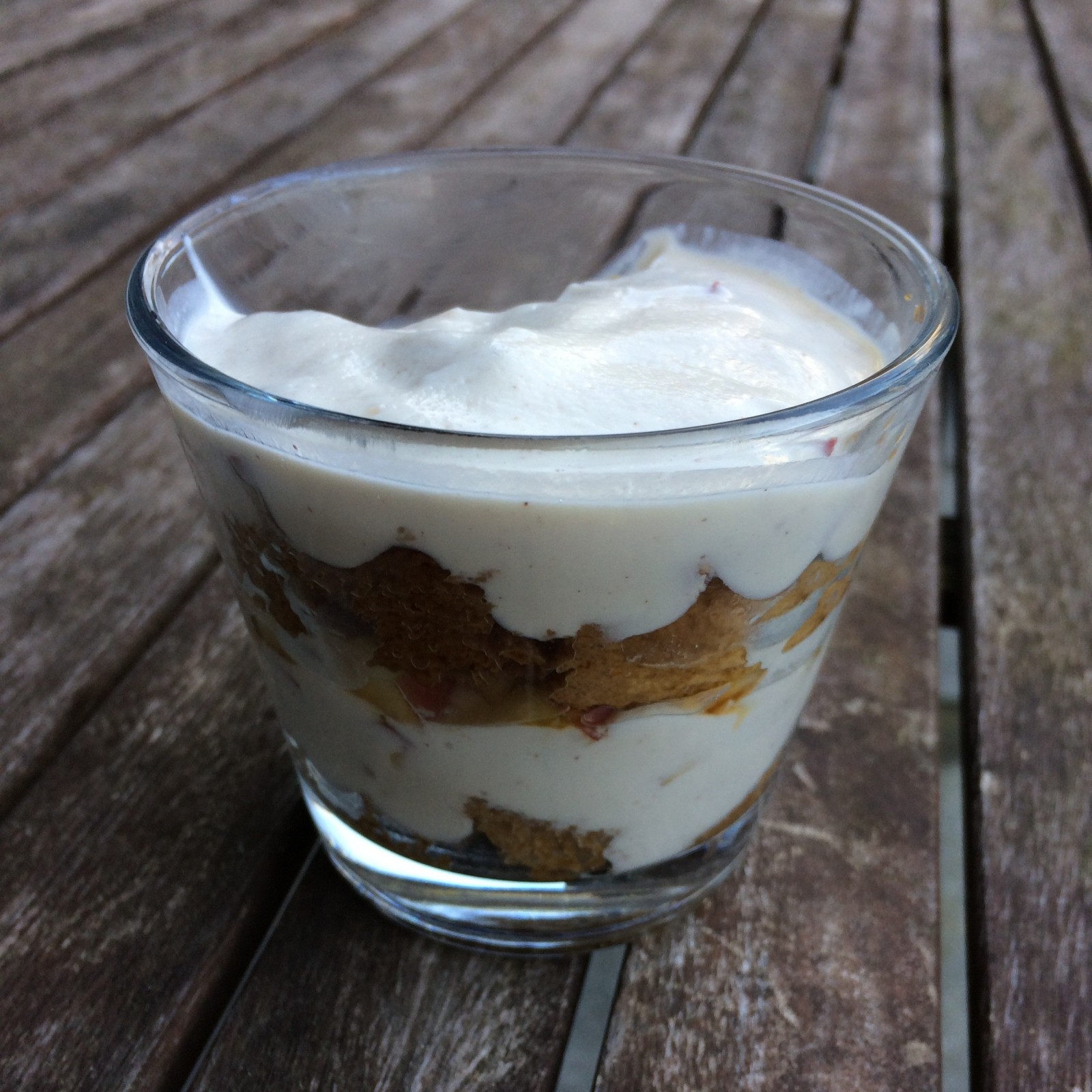 Apfel-Tiramisu im Glas – Vegane Rezepte auf 100Affen.de