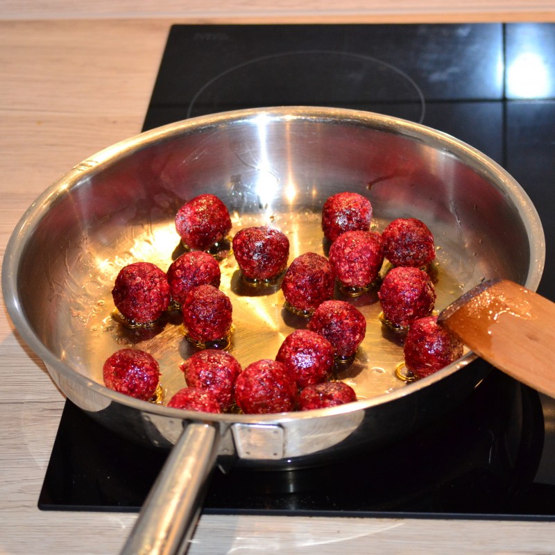 Rote-Bete-Hackbällchen