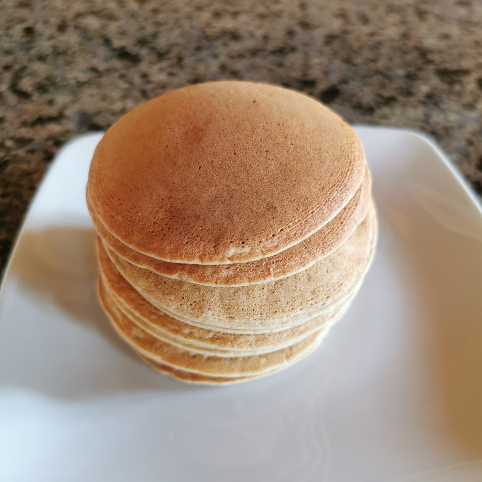 Bananen-Pancakes Grundrezept – Vegane Rezepte auf 100Affen.de