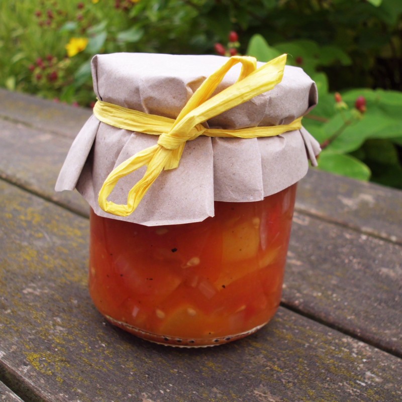 Tomaten Nektarinen Chutney