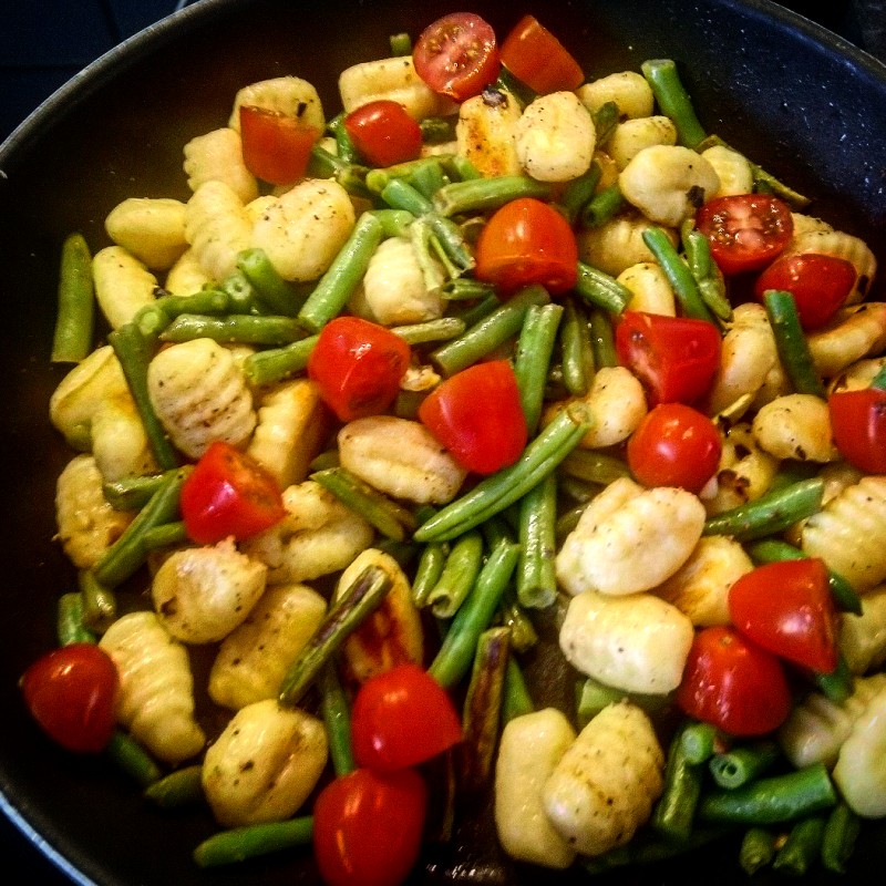 Gnocchi In Knoblauchöl mit Gemüse