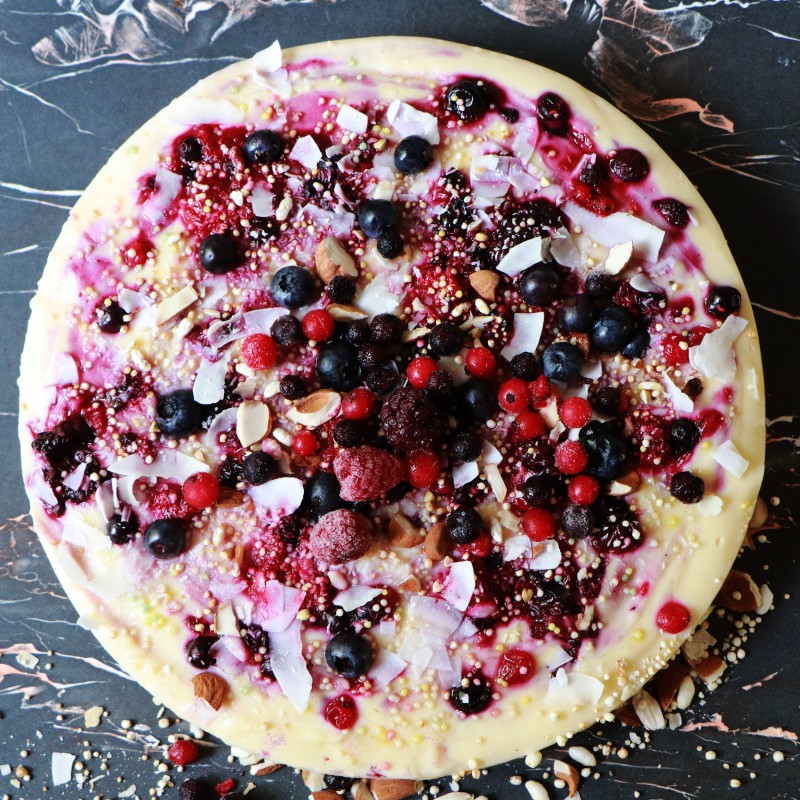 VANILLEPUDDING KUCHEN MIT BEEREN