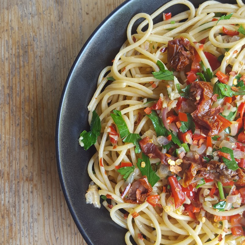 Spaghetti aglio, olio e peperoncino