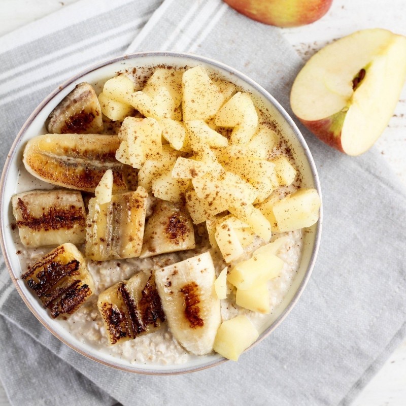 Porridge mit gebratenem Obst